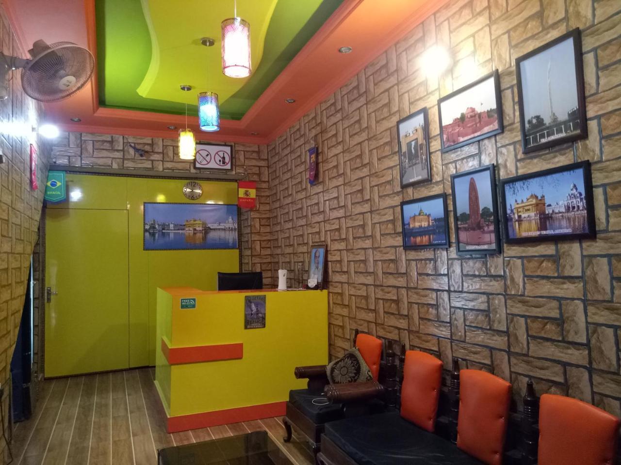 Wow Backpackers Hostel Amritsar Exterior foto