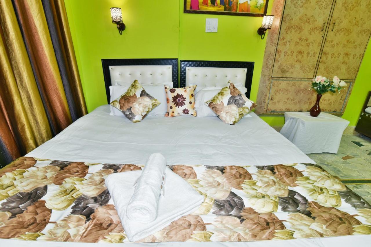 Wow Backpackers Hostel Amritsar Exterior foto